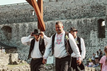 Multižánrový festival na hrade Bzovík - MEDZIPRIESTOR