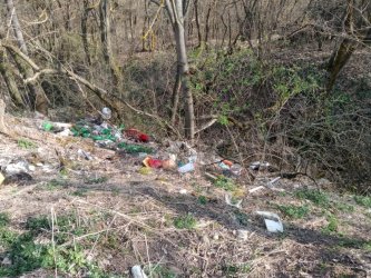 Čistenie obce Bzovík - Deň Zeme