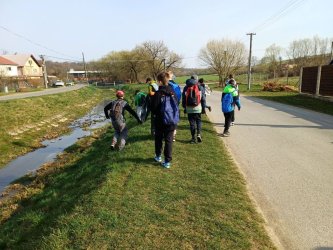 Čistenie obce Bzovík - Deň Zeme