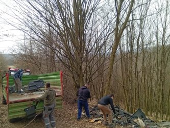 Čistenie obce Bzovík - Deň Zeme