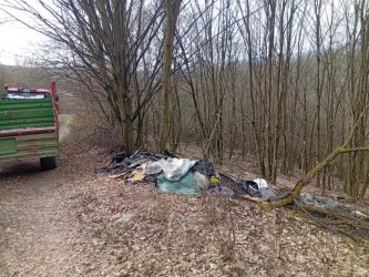 Čistenie obce Bzovík - Deň Zeme